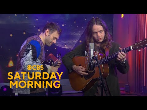 Saturday Sessions: Billy Strings and Chris Thile perform "I Am A Pilgrim"