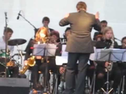 JAZZESSENCE Dir. Nils Gessinger "Act your age"