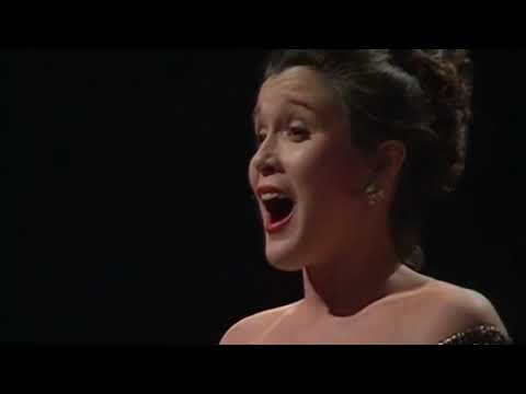 Handel 1742 Messiah Oratorio HWV 56 Sir Neville Marriner 20 How beautiful are the feet
