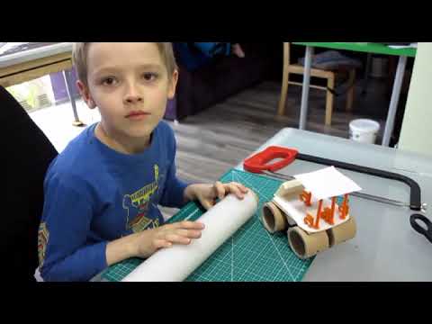 Domek i auto  z tektury. Tymek Pabis