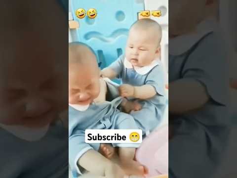 baby fighting funny 😂 video nana chokra na video #funny #babiesworld #funnymoment #funniestvideo