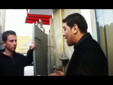 Florin Minune si Alex - Ce faci straine la poarta mea (manele vechi)🎻🎻🎻