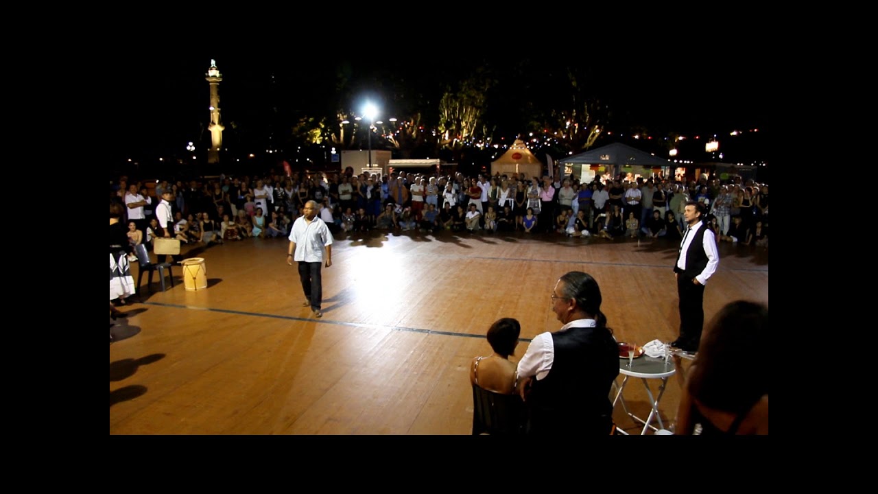 Dansons le tango sur les quais