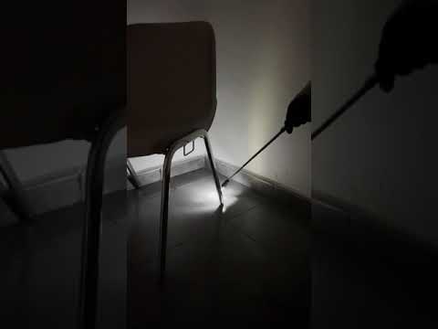 VIDEO    - Linterna flexible magnética Wählen