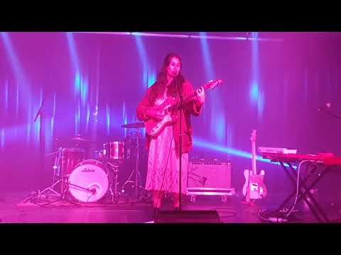 Jess Ribeiro - Kill It Yourself Live at Nová Cvernovka 2024