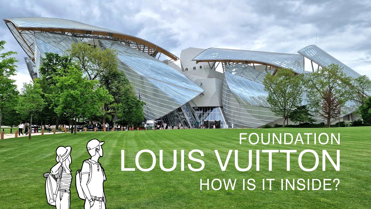 Embark on an immersive walking tour through the iconic Fondation Louis Vuitton.