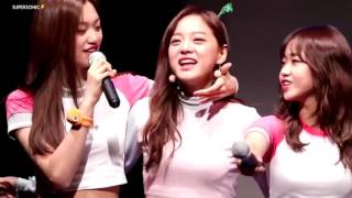 I.O.I (아이오아이) - hold on (잠깐만)