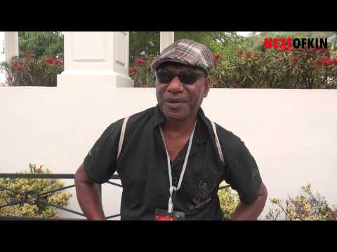 Robert Oeka NOK TOKTOK TASOL (PNG MUSIC 2015)