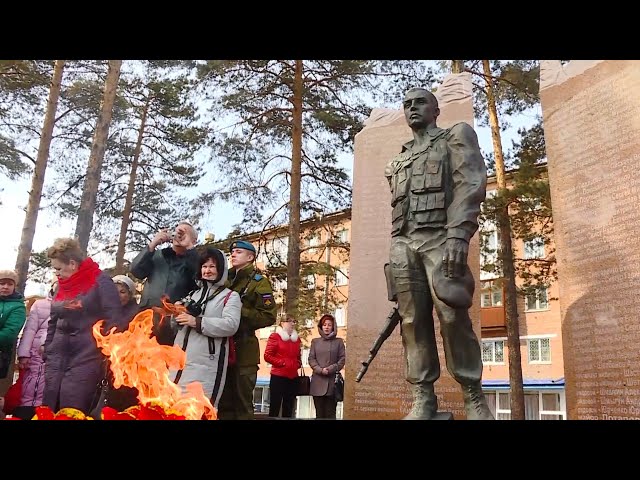 Ангарский «Бронзовый солдат»