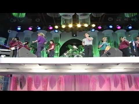 Banda XXI con Walter Romero en Telemanias [2001]