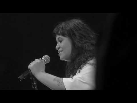 Tulipa Ruiz & Gustavo Ruiz - É (Itaú Cultural, 2024)