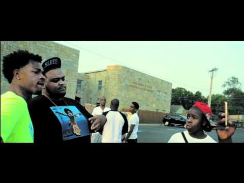 Young Cooley , Young Thug & Jose Guapo - before the show(@chrisdgfilmz)