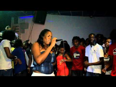 SAMEDI 16 NOVEMBRE // DESTINATION WORLD MUSIK /// ARTISTE INVITEE _KITTY PUSSY// COOKIE CREEPS ///