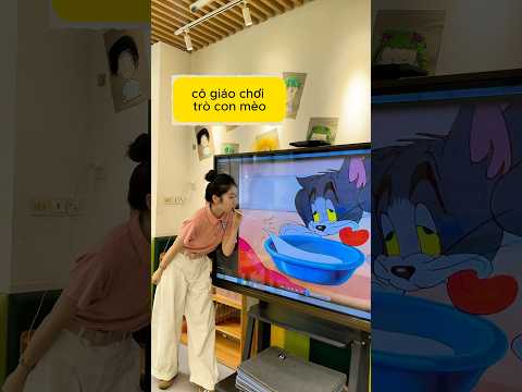 Cô giáo uống hết sữa con mèo