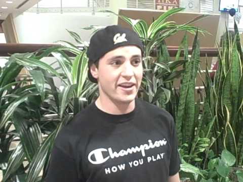 The Boston A-List: AK's Pizzeria.AVI