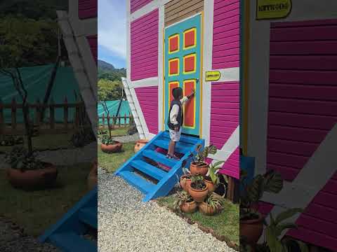 Casa al Revés #casa #laPintada #antioquia  #sítios  #turismo #colombia #viajes  #paraiso