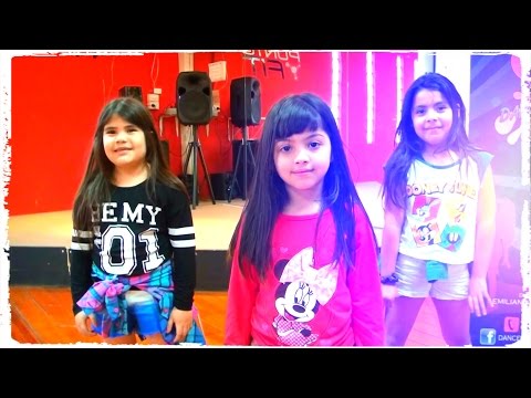 "Niñas Bailando" Kids / Remix Dance is convey - Reggaeton by Emiliano Ferrari Villalobo (HD)