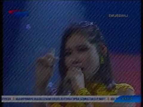 Via Valen  -- OPLOSAN -- Cipt. Nur Bayan -- Dangdut Kmera Ria Show --1,05