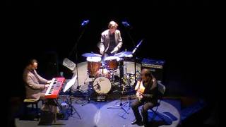 Johnny Branchizio Trio a l'Auditori de l'Ateneu de Banyoles (01/10/2010)