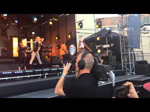 Pharrell Williams - Come Get It Bae @ Jimmy Kimmel Live!