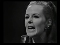 Anni Frid Lyngstad ABBA En Ledig Dag And Interview 1967 In Hylands Hörna