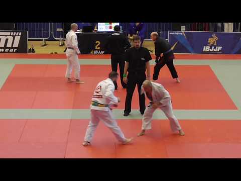 Susej Pontes vs Matthew Callaghan - FINAL - IBJJF London Open 2017 - Black Master 2 - Medium-Heavy