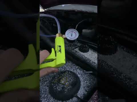 Bleeding a hydraulic clutch #shorts