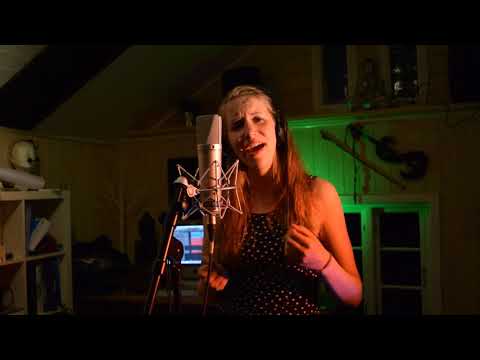 Liz  cover Maria Mena- Habits