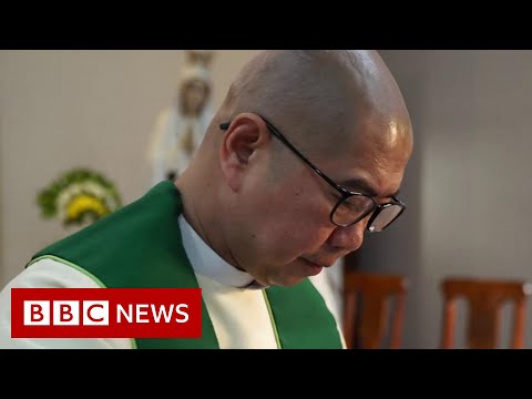 麻薬戦争反対派の神父がフィリピンで反乱罪で起訴される - BBC ニュース (Anti-'drug war' priest charged with sedition in Philippines - BBC News)
