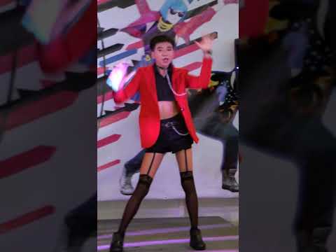 181110 Queen Gentric Cover WJSN (Save Me, Save You) #2 @MEGA Cover dance seasons 3