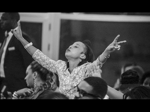 Pasteur Moise Mbiye - Totale Adoration 2 (intégralité)