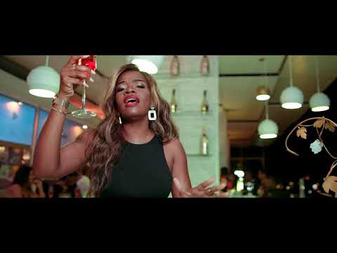 Heavy C feat. Big Nelo & Sandra Cordeiro - Um brinde (Video official)