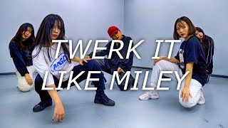 Brandon Beal - Twerk It Like Miley | YLYN choreography
