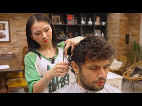💈(ASMR) Vollständige Verwandlungs-Haarschnitt-Erfahrung von Japanischer Barbierin in Tokio