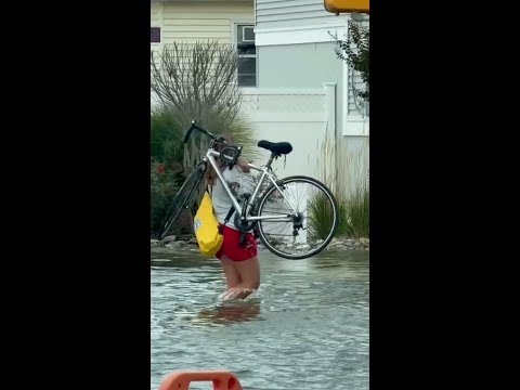 Streets flooding on East Coast as nor’easter approaches