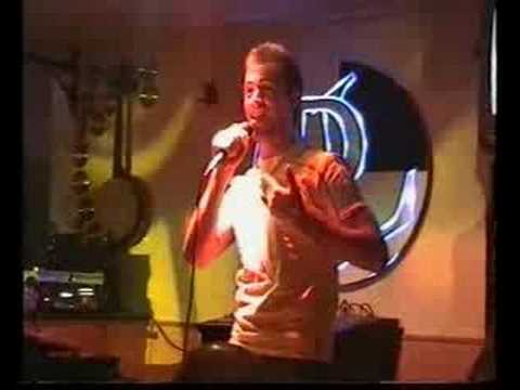 Emanuel Santos (antes da OT 2007)