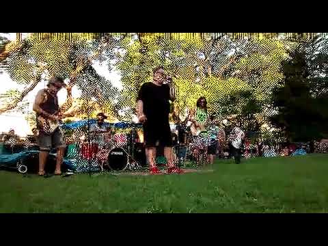 NO CULPES A LA NOCHE ROCK la prostata,  al aire libre