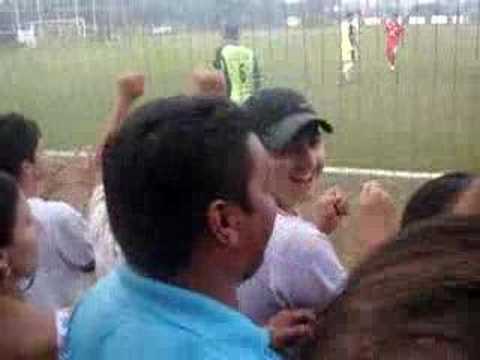 Juventude x Tubarão - Fúria Vermelha solta fumaça