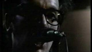 Elvis Costello &amp; The Attractions - Rockpalast 6-15-78 (Part 1)