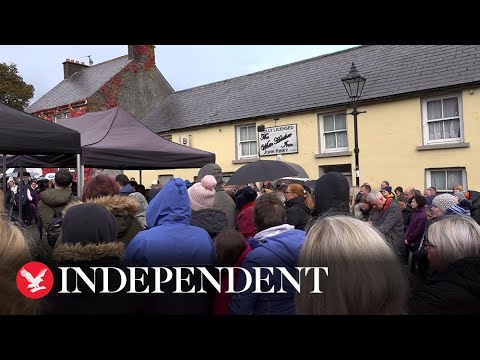 Hundreds attend vigil in memory of 10 people who died in Donegal explosion