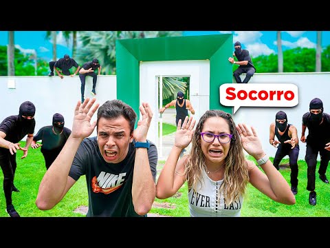 INVADIRAM A NOVA MANSÃO E DEIXARAM UM AVISO! - TENSO!