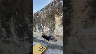 Photo of problem Route four in Maldà boulder Area