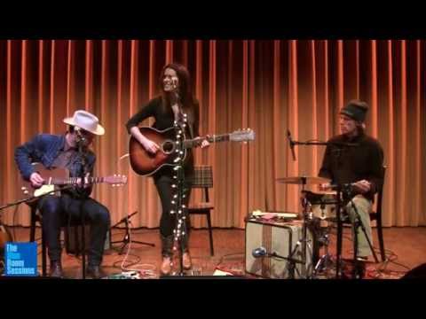 Caitlin Canty with Jeffrey Foucault and Billy Conway - Dotted Line