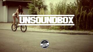 Move in the Right Direction - Classixx Remix