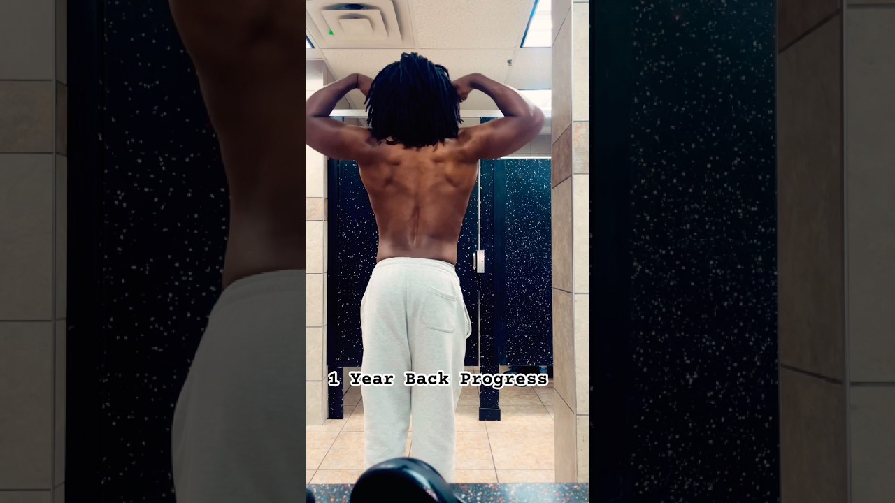 1 year back progress #beforeandafter #fitness #back #bodybuilding #muscle #growth #locjourney #fyp