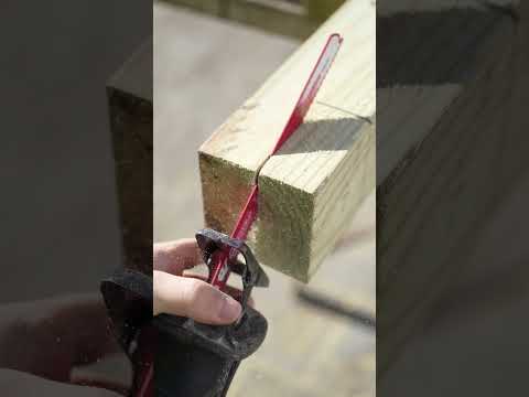 Clean Notch In A 4x4 Post Using Sawzall #shorts