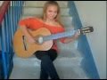 Девушка поет под гитару 7 