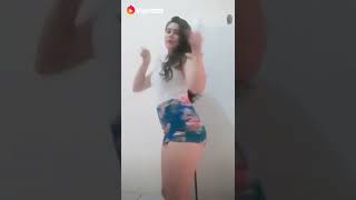 LINDA MORENA DANÇANDO VER VOCÊ SENTANDO#shortsfeed