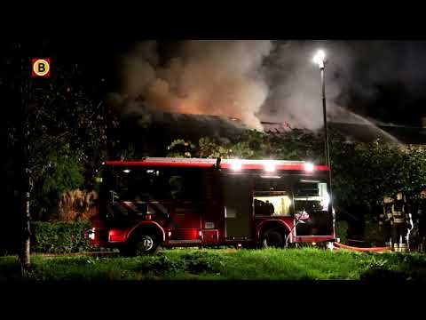 grote brand in een gevelboerderij verwoest 2 woningen in Beugen