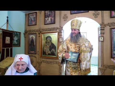 Митрополит Даниил вручил епархиальные медали активистам Свято-Троицкого прихода